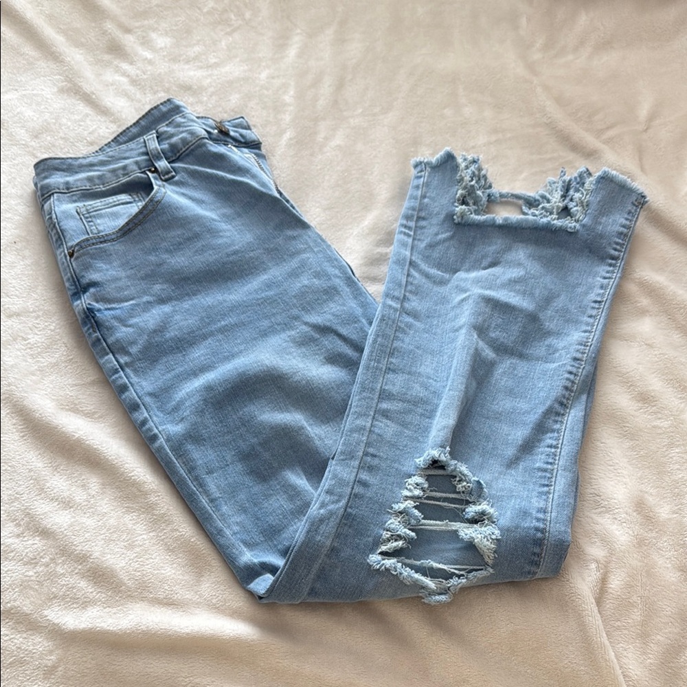 SHEIN Medium Light Blue Distressed Women Jeans